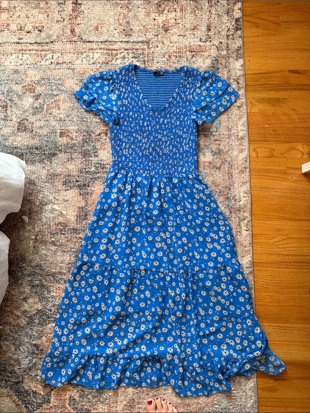 Smocked V-Neck Blue Daisy Maxi Dress with Short Puff Sleeves